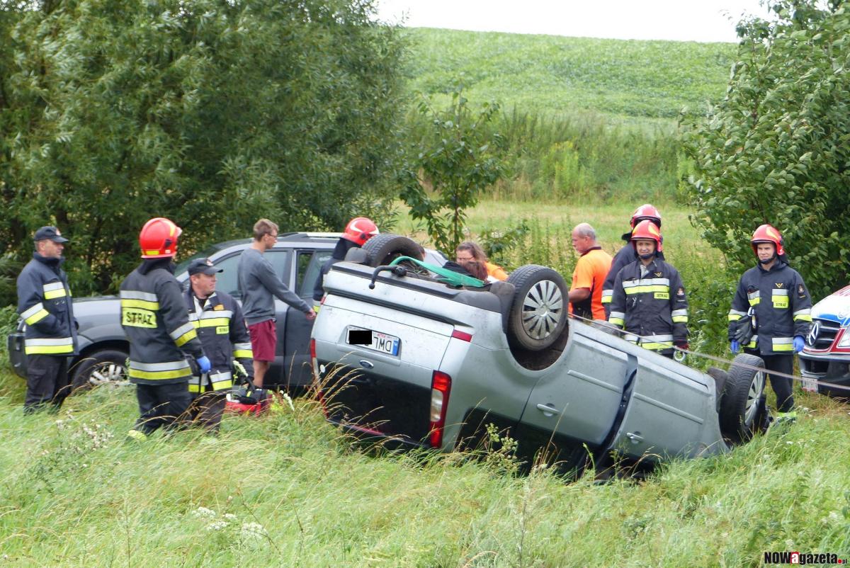 Wypadek pomiędzy Borkowicami a zjazdem na Kowale