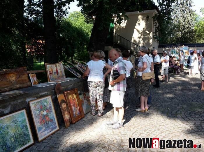 Wernisaż w cieniu starego klasztoru
