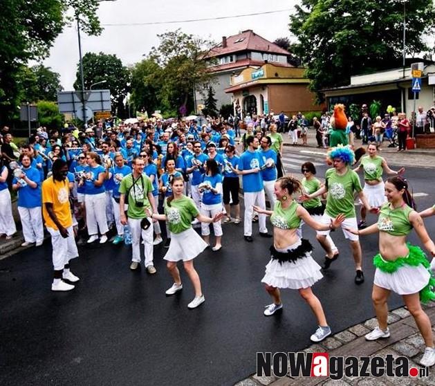 Karnawałowa parada w rytmach samby