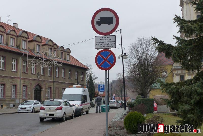 Ciche przyzwolenie na parkowanie mimo zakazów?