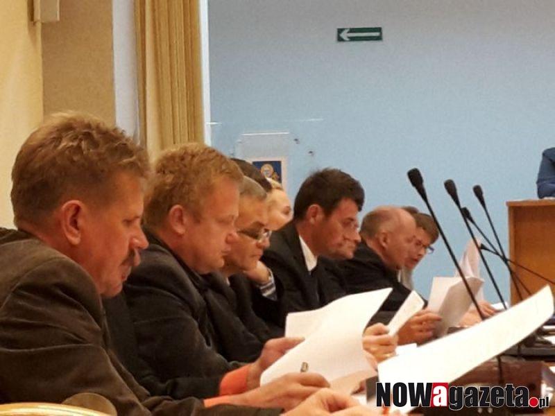 Gmina Trzebnica coraz bardziej zadłużona