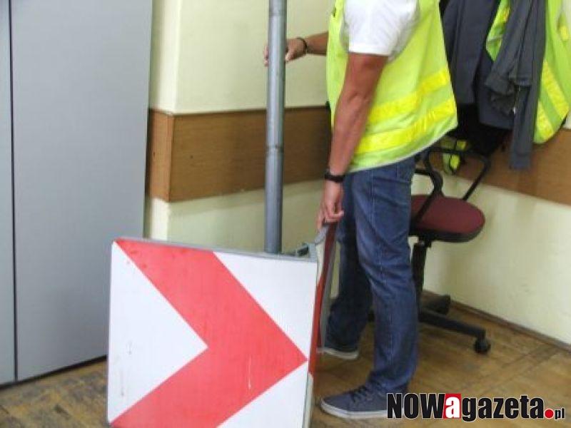 Zuchwały złodziej znaków drogowych trafił za kratki