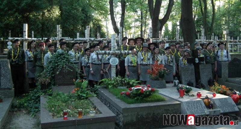 Obchody Święta Wojska Polskiego z udziałem harcerzy z Hufca Powiatu Trzebnickiego