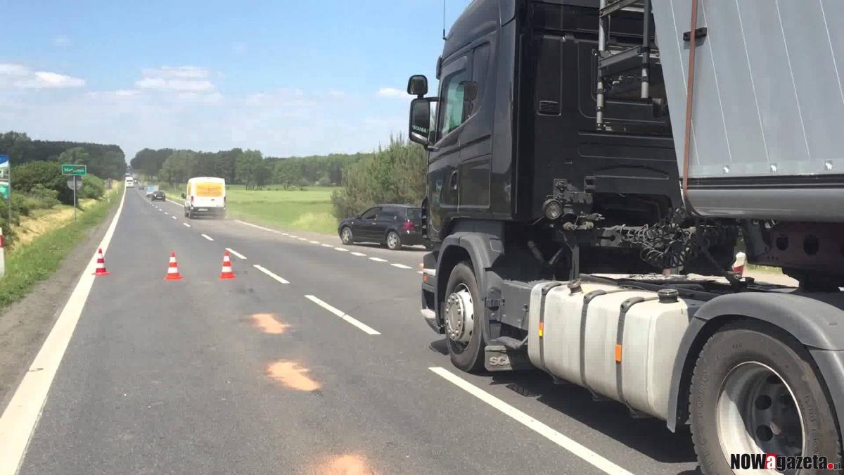 3 samochody zderzyły się w Małuszynie na krajowej 5. Przejazd utrudniony.