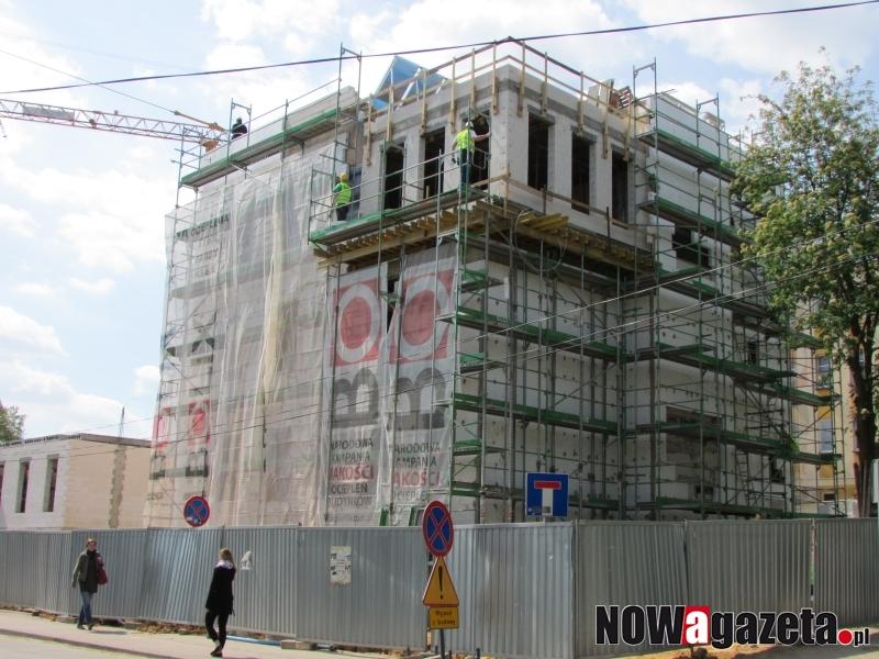 Spór o zapłatę przy budowie nowej przychodni: podwykonawca żąda 180 tys. zł