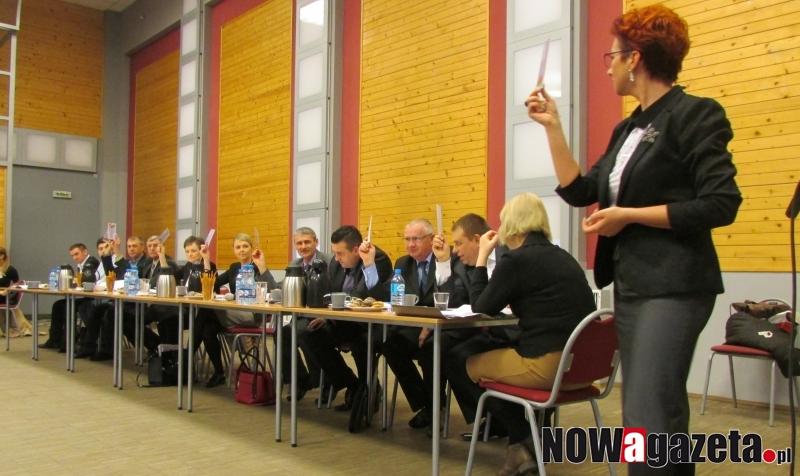 Czy radni i urzędnicy oddadzą kasę?