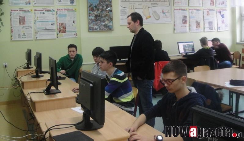 Uczniowie z Zespołu Szkół Dwujęzycznych w Żmigrodzie w programie 