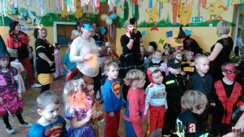 Wielkie bale karnawałowe młodych przebierańców