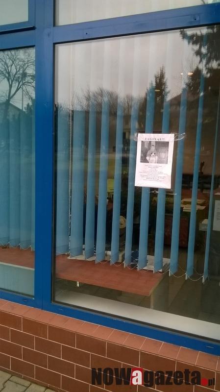 Bank ujawnia dane klientów... przez szybę