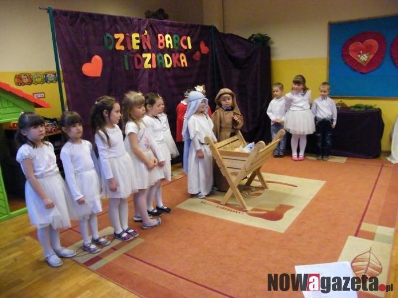 Przedszkolaki dla swych babci i dziadków
