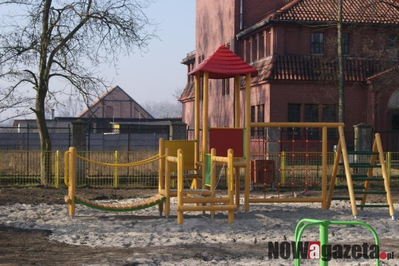 Będzie nowa nawierzchnia i chodnik