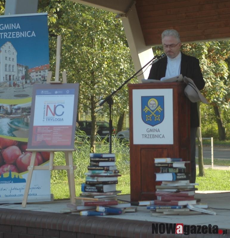 Narodowe Czytanie na trzebnickich stawach
