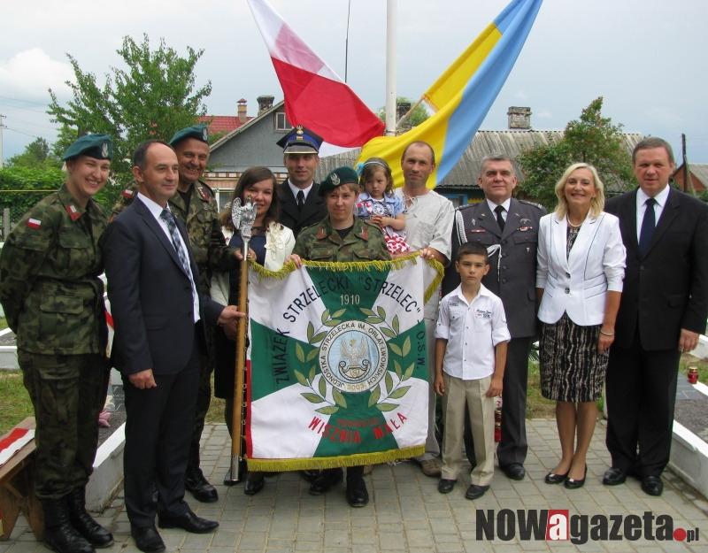 Strzelcy odbudowali cmentarz Wojska Polskiego w Rokitnie