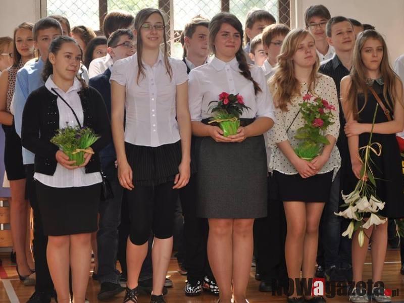 Najlepsi uczniowie szkół powiatowych