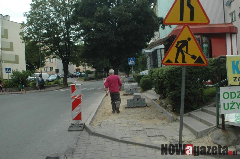 Powstaje chodnik na Polnej