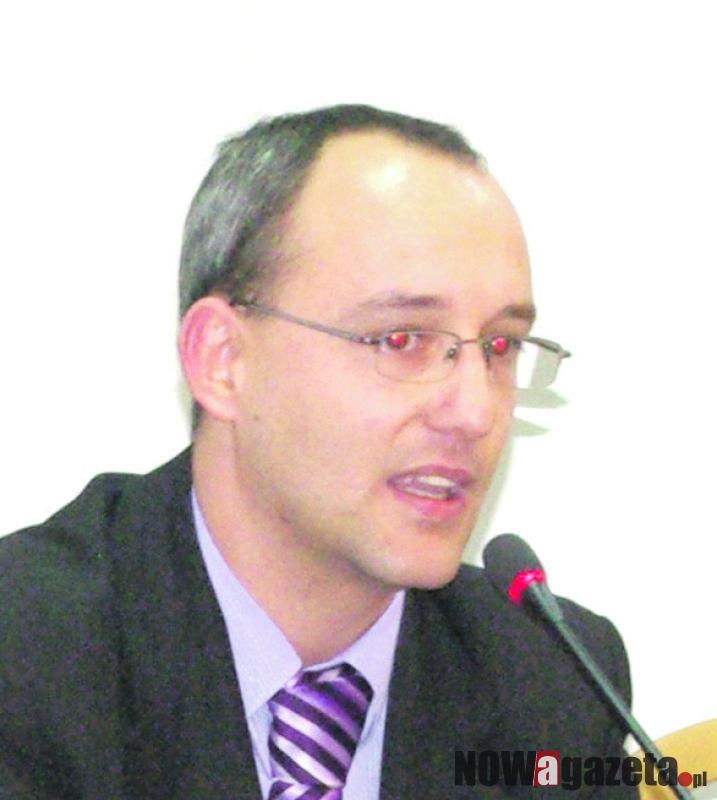 Sesja będzie po terminie - Darowski czeka na odpowiedź wojewody