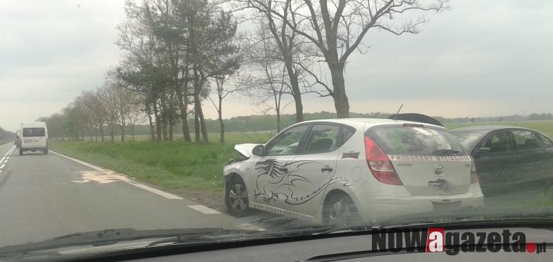 Przez nieuwagę, kierowca zniszczył cztery auta
