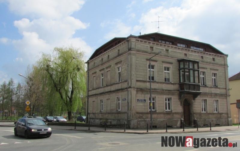Pies ujada i nie daje ludziom spać