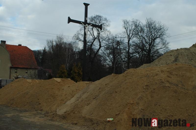 Czy coś dzieje się na drodze w Głuchowie?
