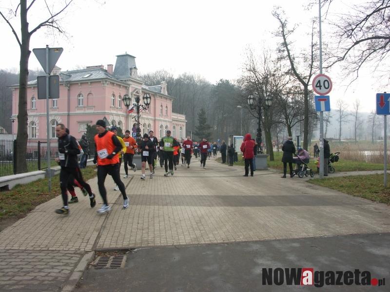 Miniony rok pożegnany w biegu i charytatywnie