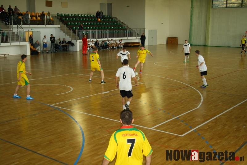 Rozegrano 3 kolejkę halówki w Zawoni