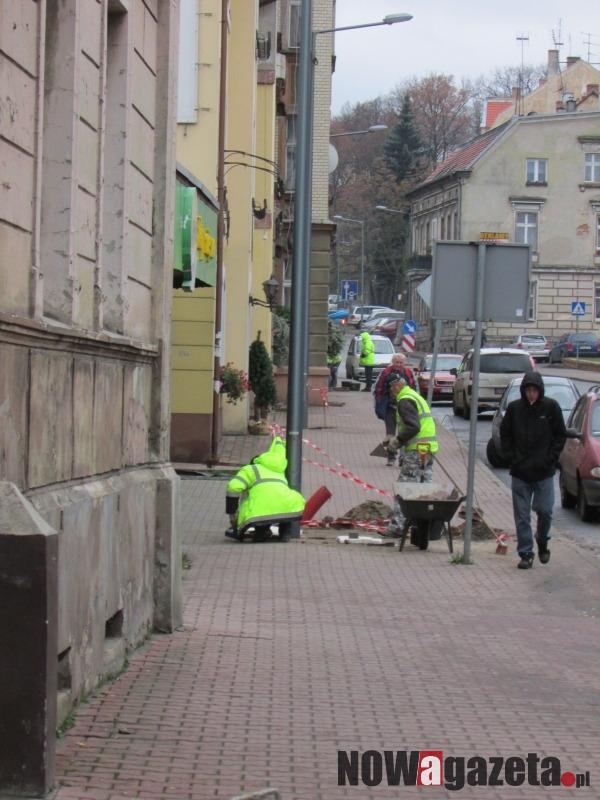 Wymiana oświetlenia dobiega końca