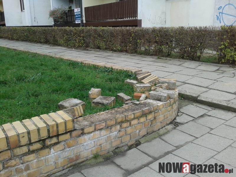 Uszkodzony murek