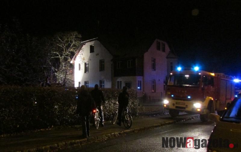 Pożar przy ul. Parkowej - zobacz reportaż z akcji w Obornikach Śl.