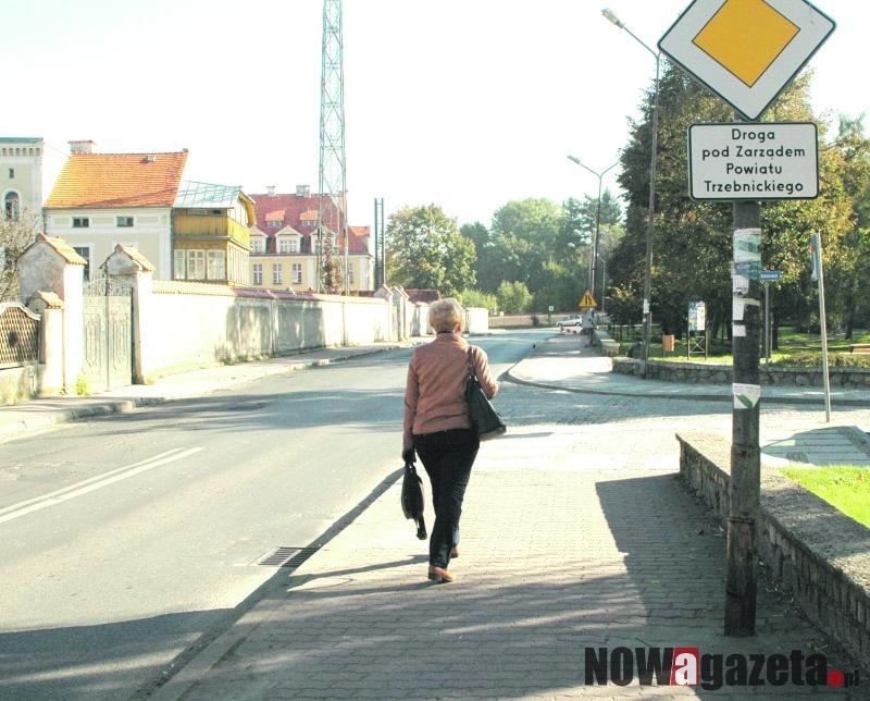 Znaki na ulicy Klasztornej postawiono nielegalnie?