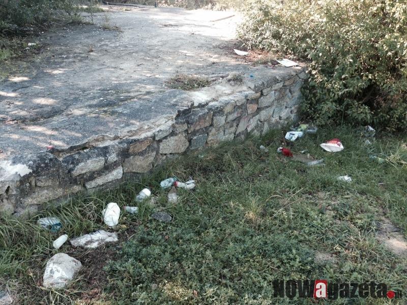 Choć koncepcji było wiele, Kociak wciąż niezagospodarowany i brudny