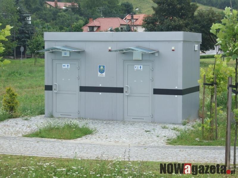 Kasa wydana, a szalet miejski wciąż zamknięty