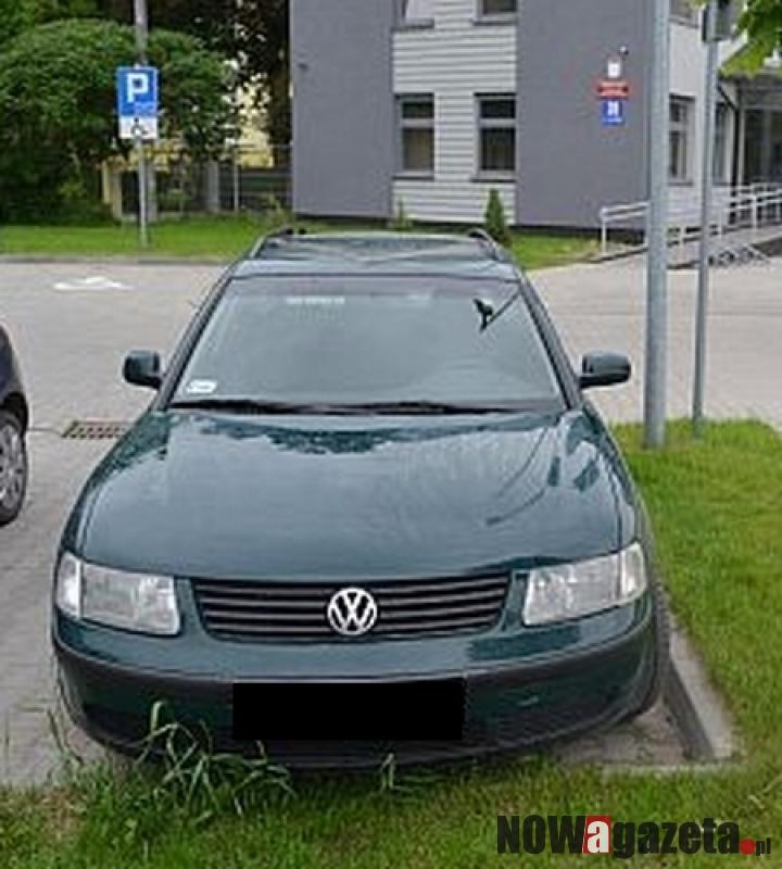Pijani wandale niszczyli samochody