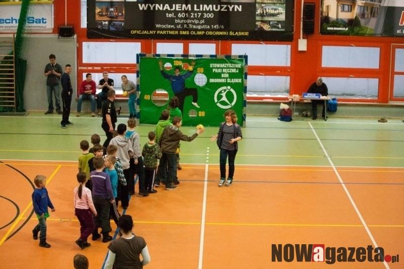 Szczypiorniści przegrali z liderem