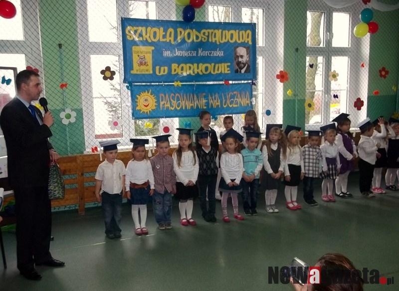 Pasowanie na przedszkolaka w Szkole Podstawowej im. Janusza Korczaka w Barkowie