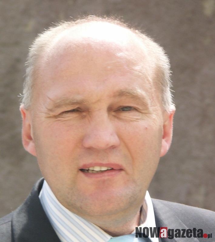 Ile naprawdę zarobił burmistrz Długozima?