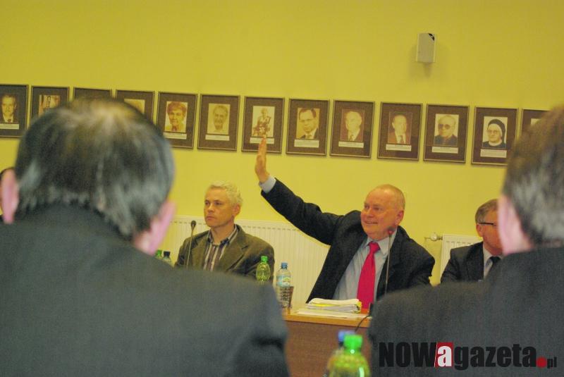 Czy warto podzielić gminę Trzebnica?
