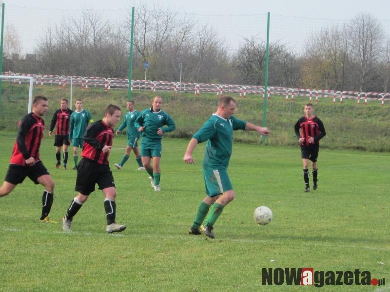 Dąb Kuraszków rozgromił Płomień Wisznia Mała