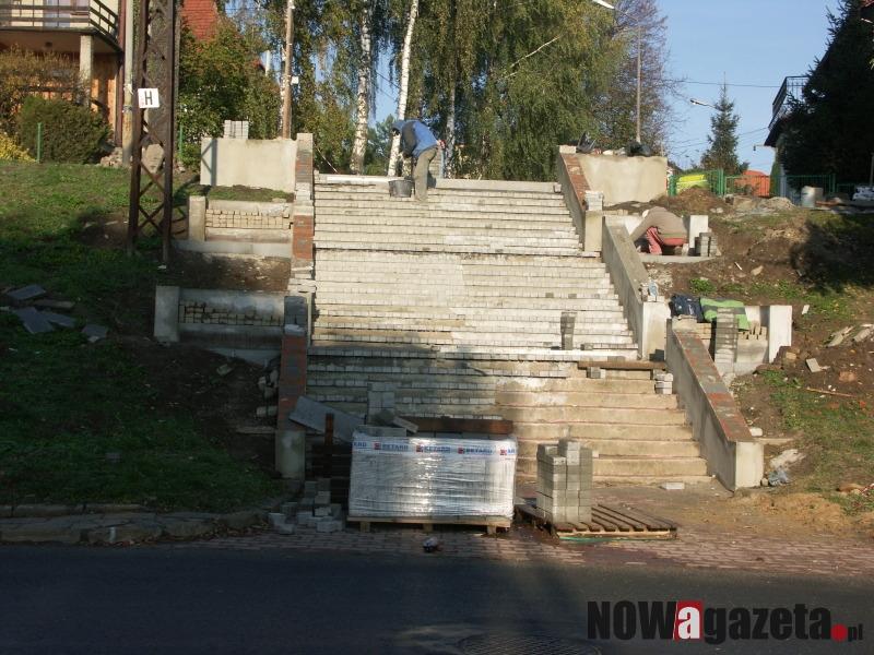 Remont schodów kosztuje 23 tys. zł
