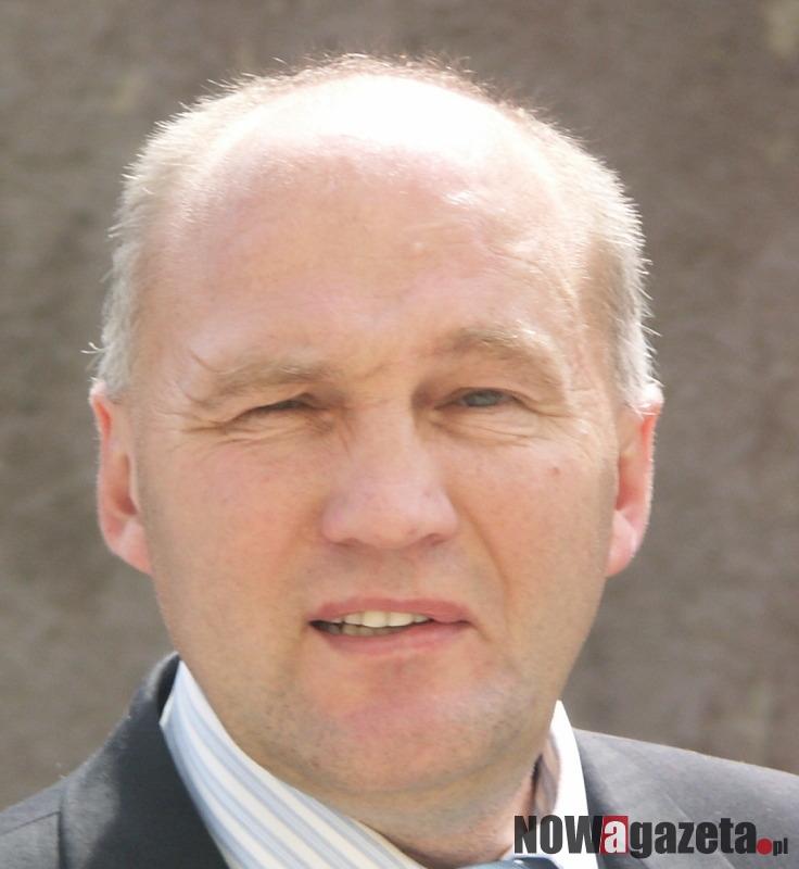 Co robi władza?