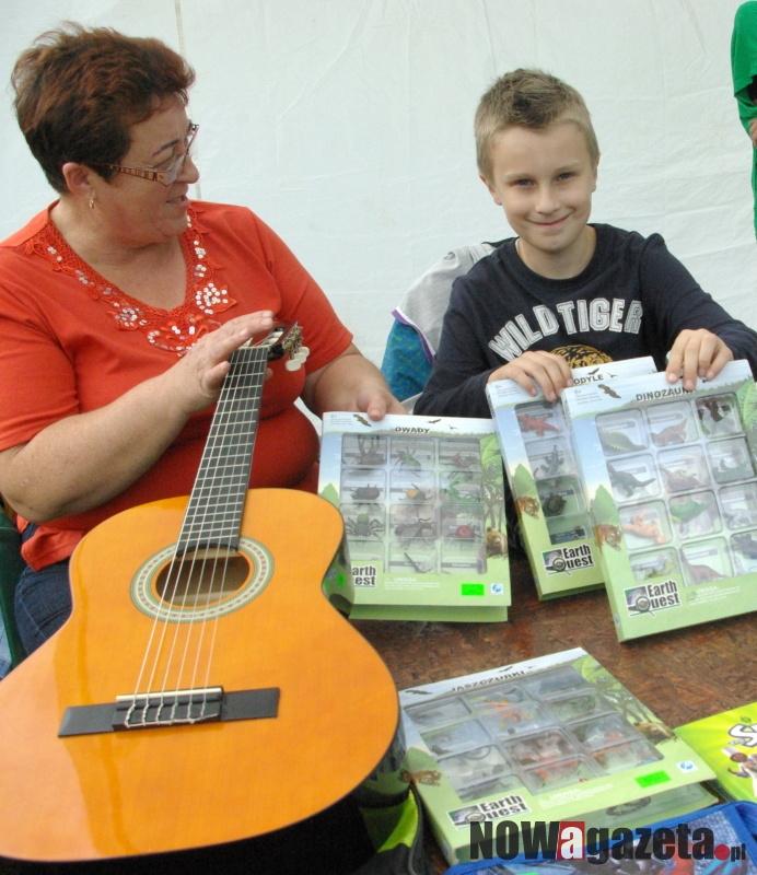 Kiermasze, muzyka i... wesele na jarmarku osobliwości