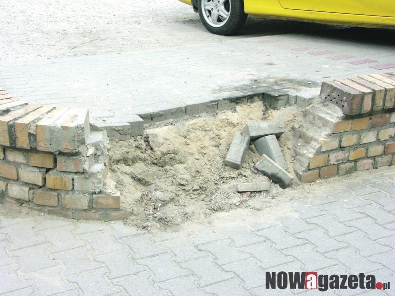 Naprawiono murek