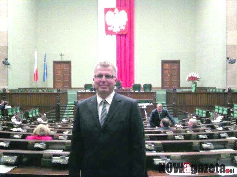Trzebnicki poseł o zadymie po głosowaniu nad emeryturami