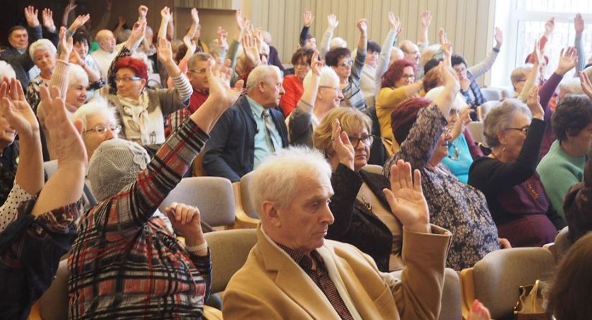 Seniorze, nie bój się internetu! 
