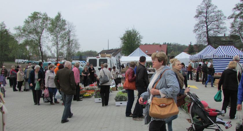 Ruszamy z pomocą dla handlowców i klientów gminnych targowisk