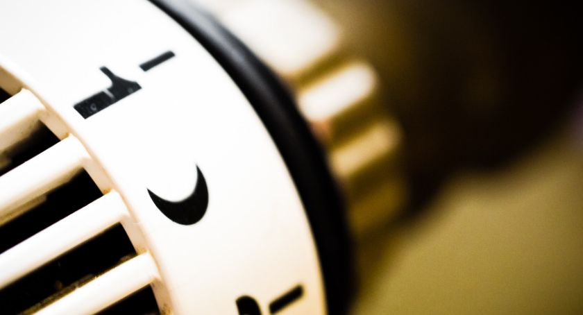 Regulatory temperatury – oto sposób na niższe rachunki za ogrzewanie!
