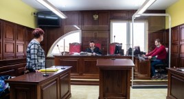 Matka skarży córkę. Sprawa wróciła na wokandę