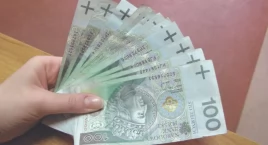 Zdjęcie przedstawia: Ile zarabiają burmistrzowie, wójtowie, starosta i ich zastępcy?