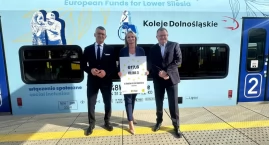 Niebieski pociąg Kolei Dolnośląskich? I grubo ponad …