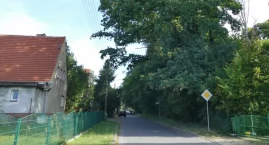 - Strach pod nimi przechodzić - mówią zaniepokojeni …