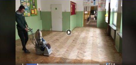 Dzieci w domu, w szkole remont